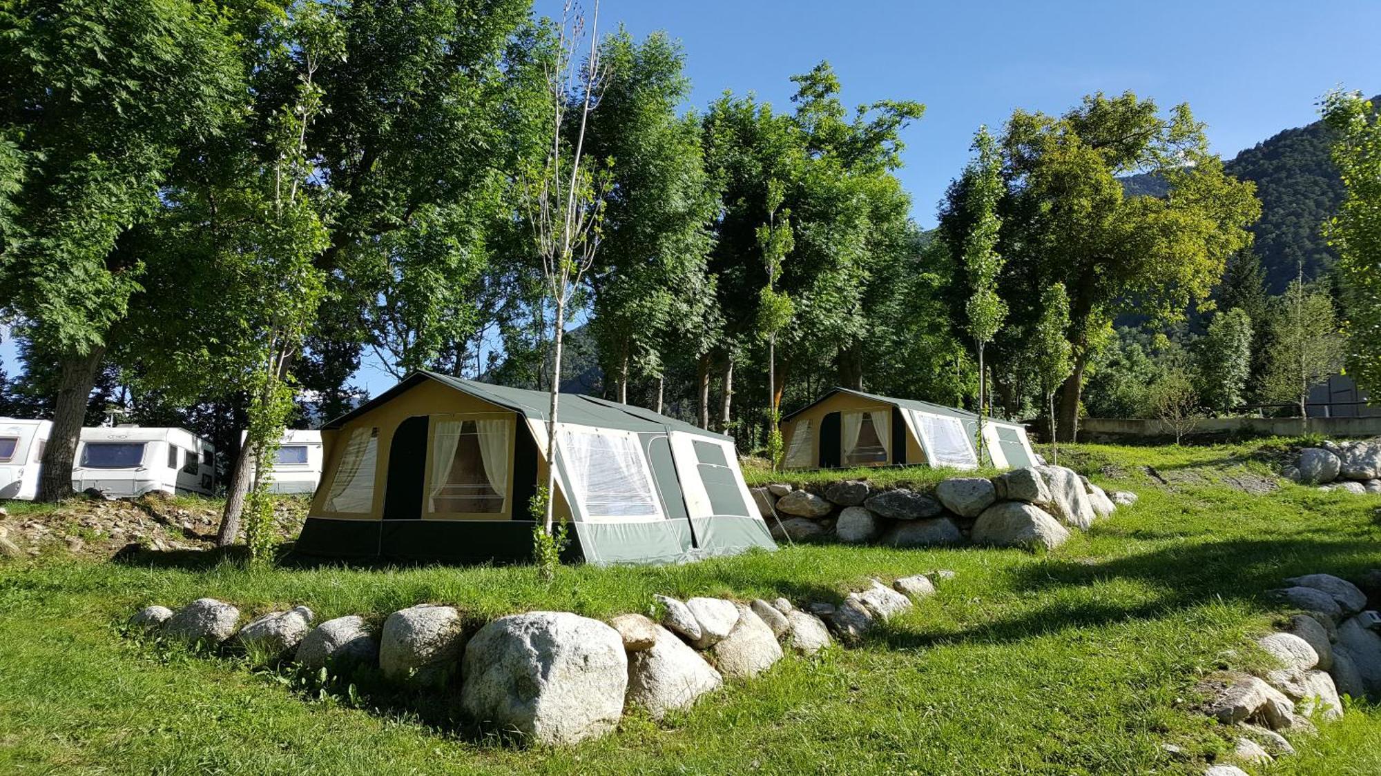 Bungalows Nou Camping La Guingueta D'Aneu المظهر الخارجي الصورة