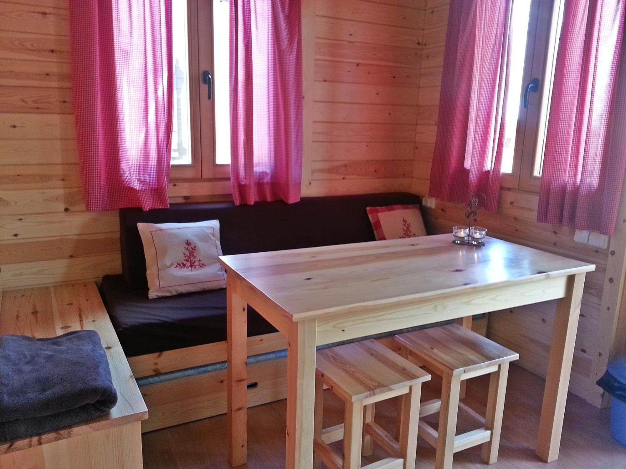 Bungalows Nou Camping La Guingueta D'Aneu المظهر الخارجي الصورة