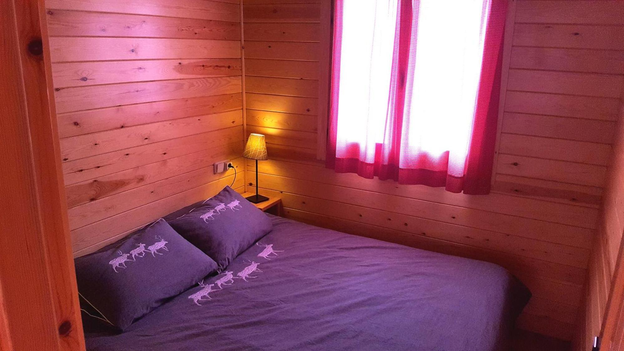 Bungalows Nou Camping La Guingueta D'Aneu المظهر الخارجي الصورة