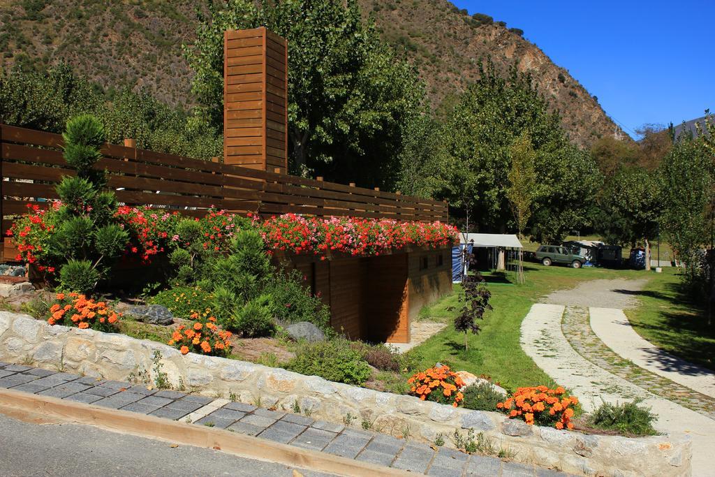 Bungalows Nou Camping La Guingueta D'Aneu المظهر الخارجي الصورة
