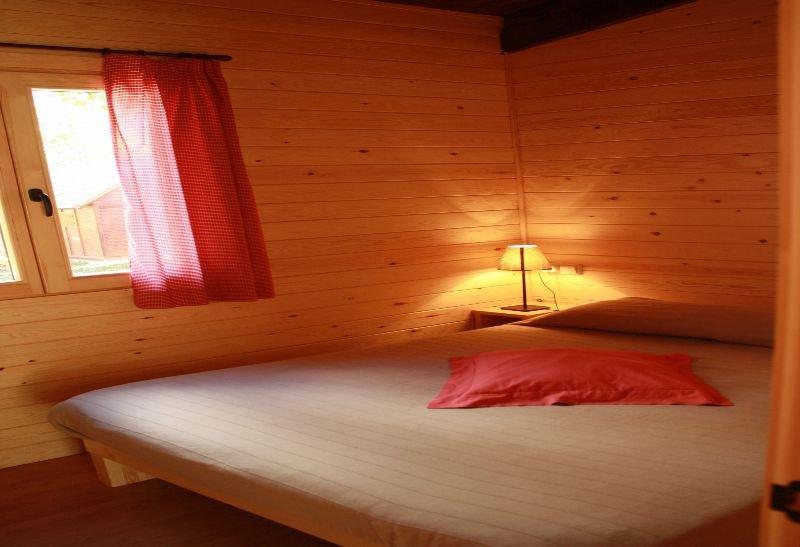 Bungalows Nou Camping La Guingueta D'Aneu المظهر الخارجي الصورة